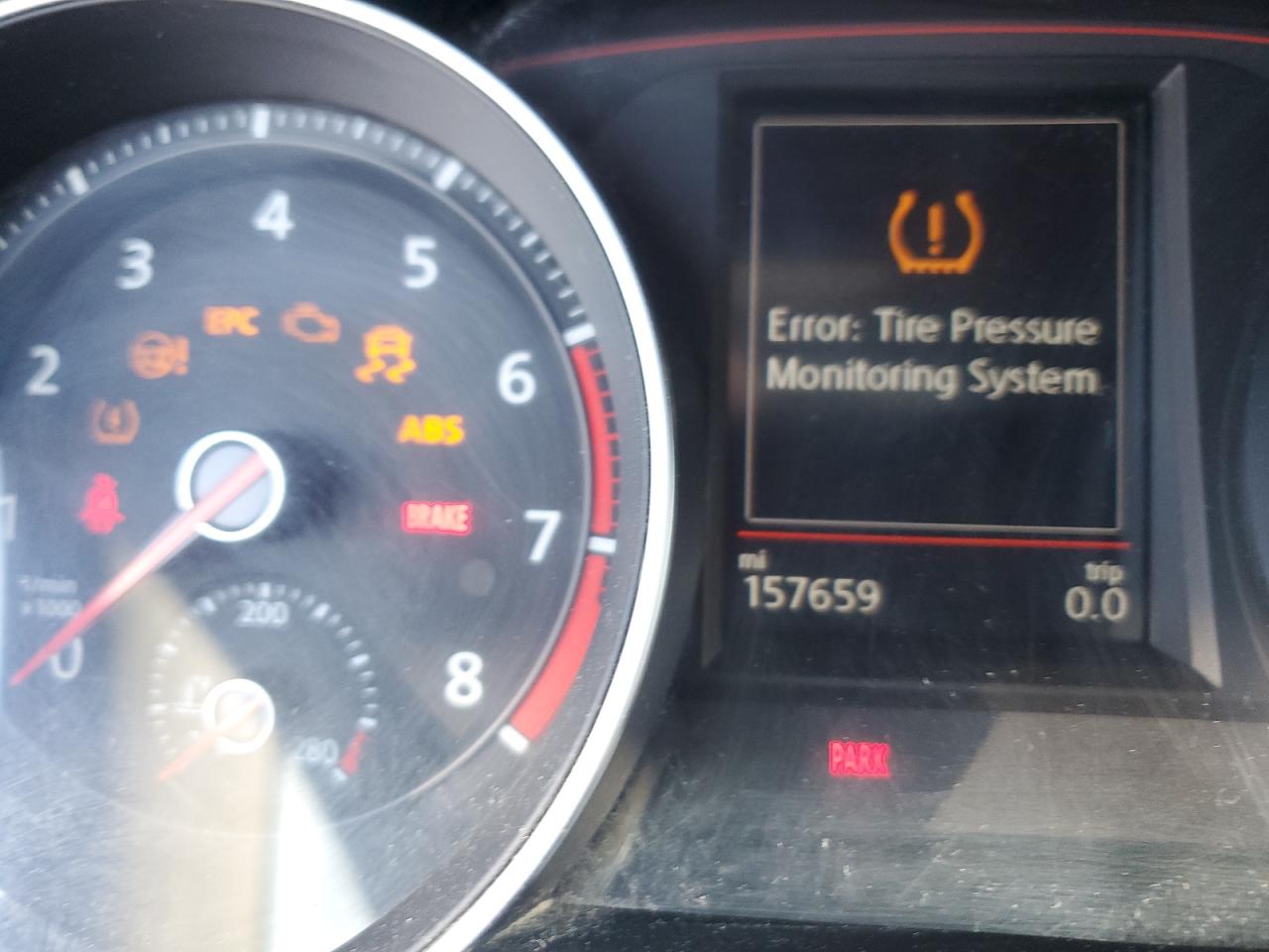 VOLKSWAGEN GOLF GTI S