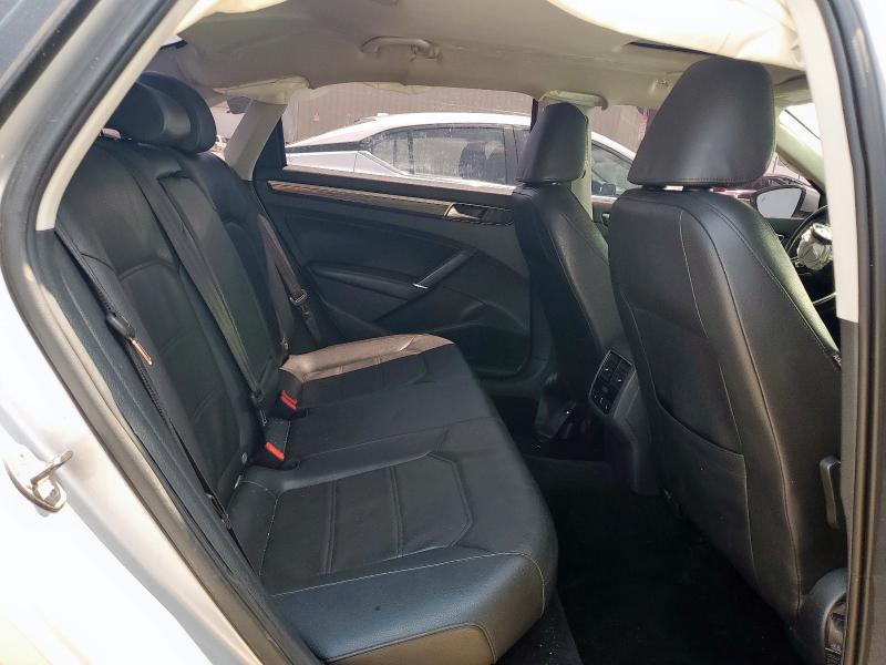 2017 VOLKSWAGEN PASSAT SE 1VWGT7A36HC077812