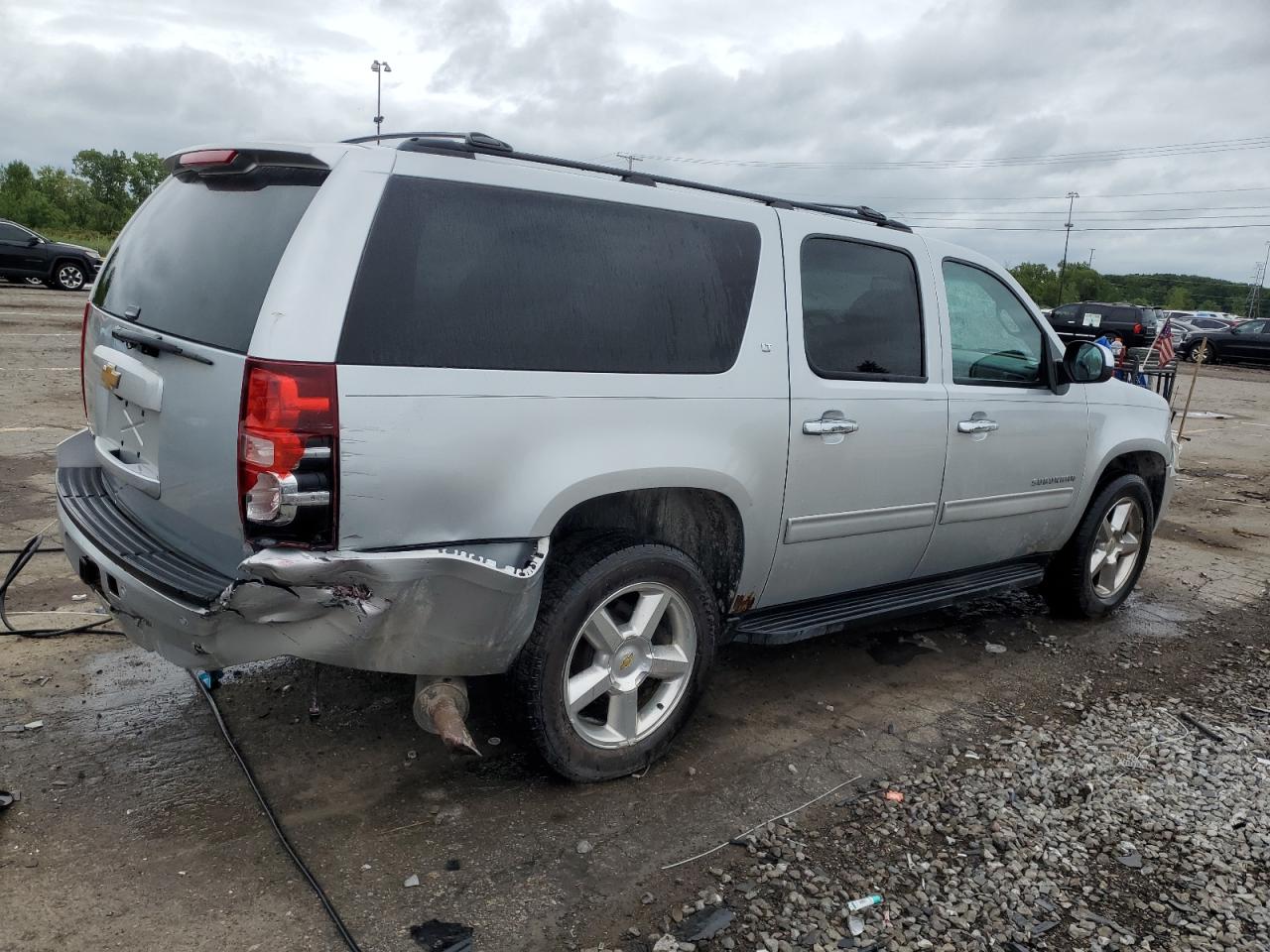 CHEVROLET SUBURBAN K1500 LT