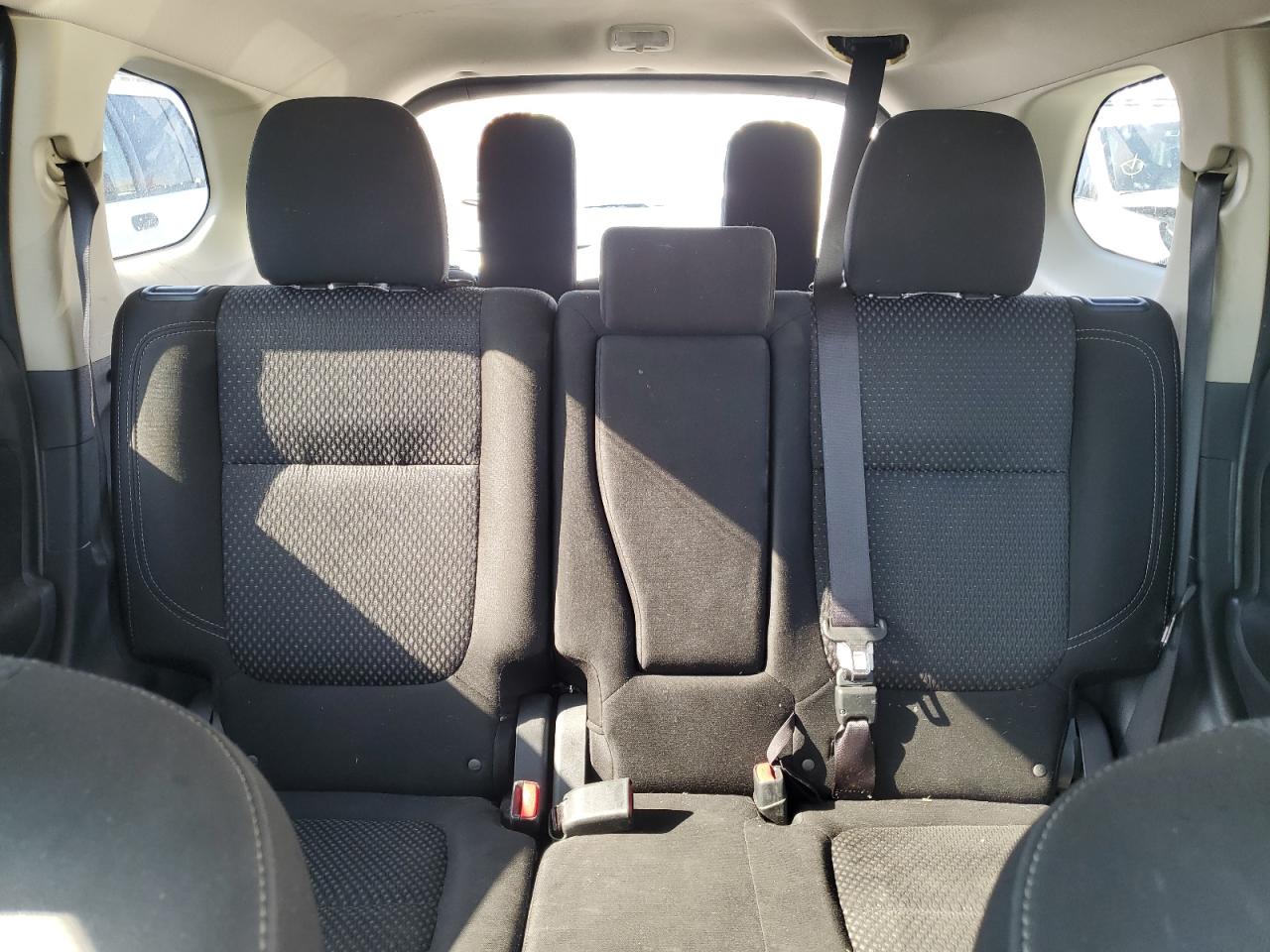 MITSUBISHI OUTLANDER SE