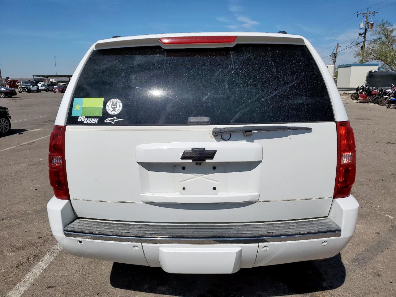 CHEVROLET TAHOE K1500 LTZ