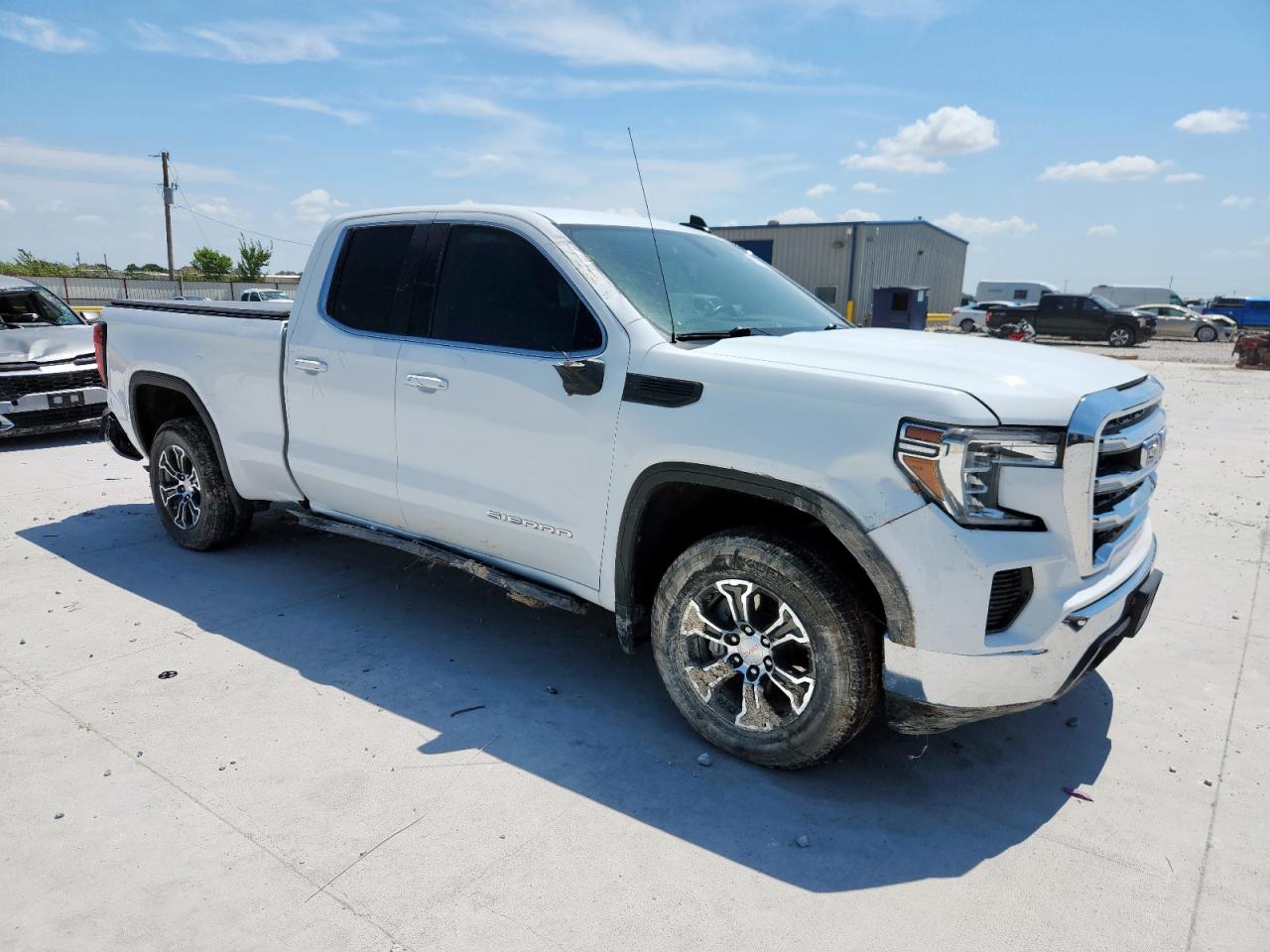 GMC SIERRA C1500 SLE