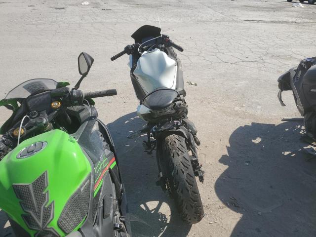 2023 KAWASAKI EX650 R ML5EXER11PDA90303