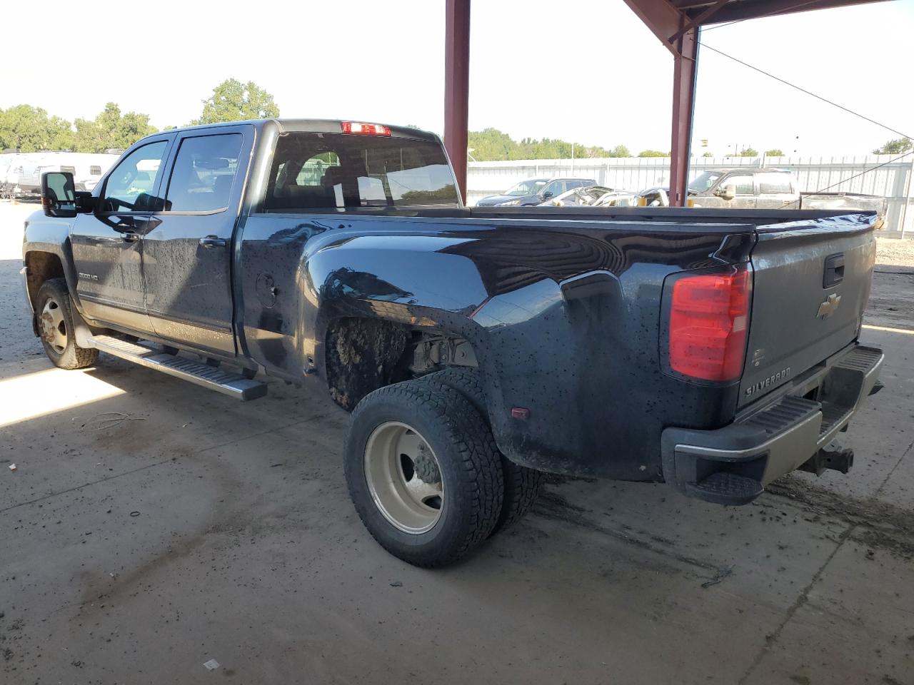 CHEVROLET SILVERADO K3500 LT