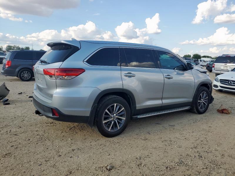 2019 TOYOTA HIGHLANDER 5TDKZRFHXKS569342