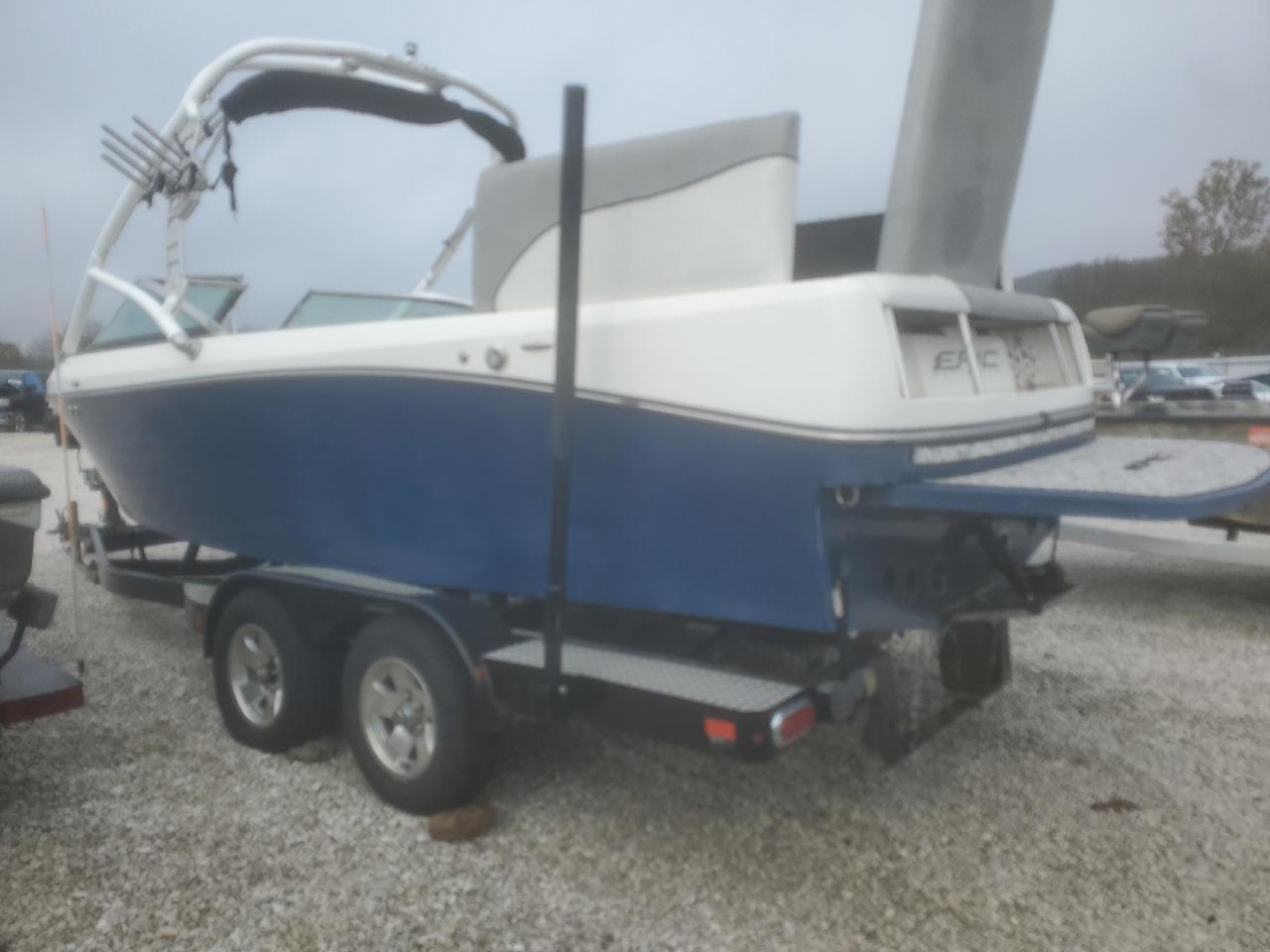 Lot #3213097351 2011 MALIBU BOAT