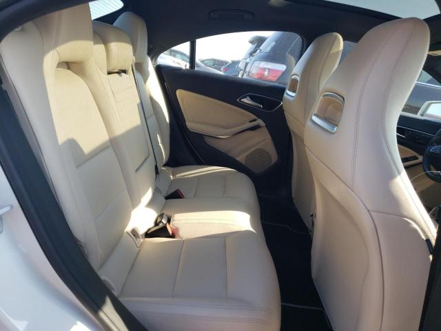 2015 MERCEDES-BENZ CLA 250 4M WDDSJ4GB5FN215332