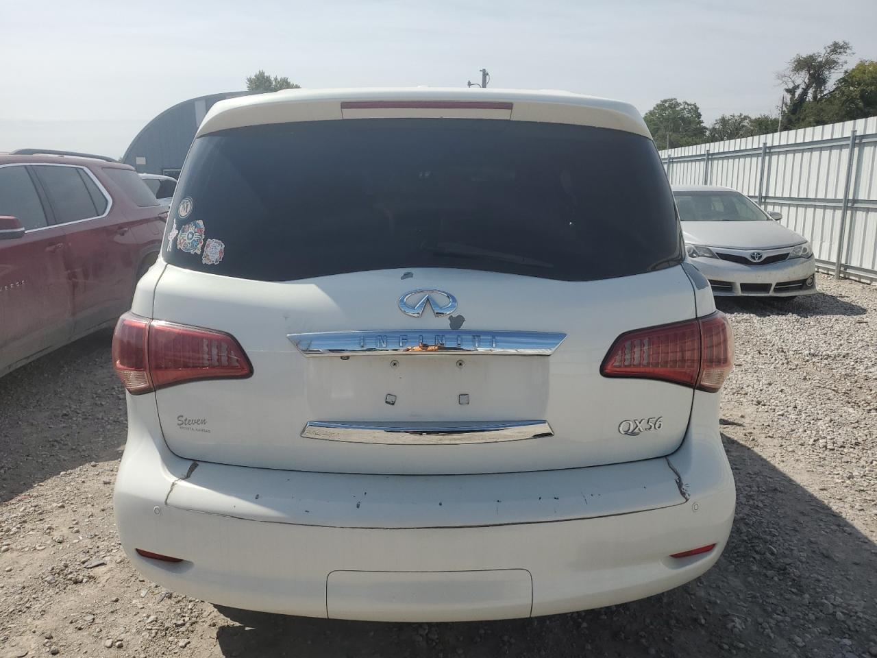 INFINITI QX56