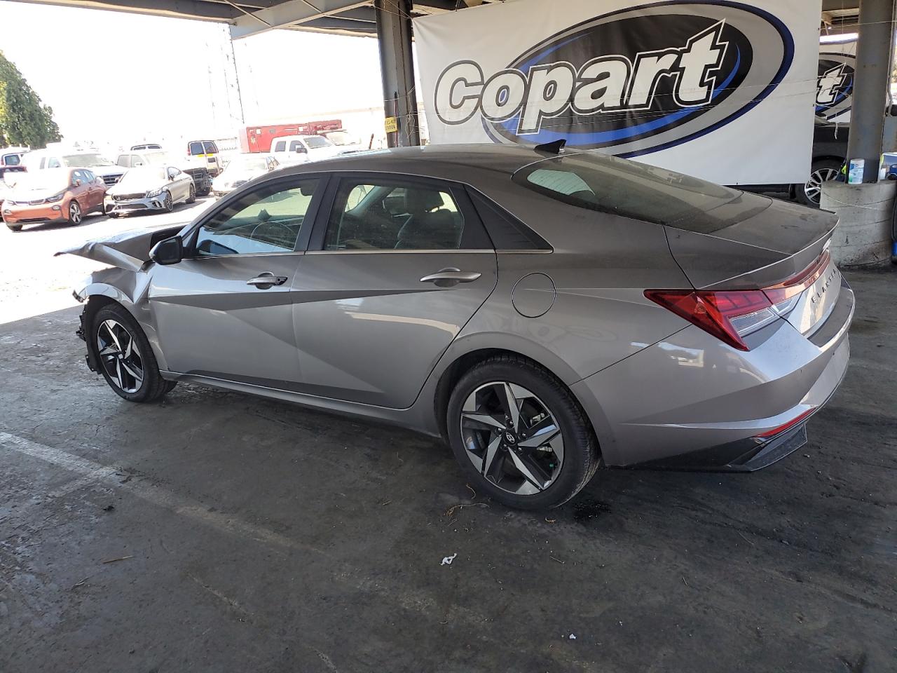 HYUNDAI ELANTRA LIMITED