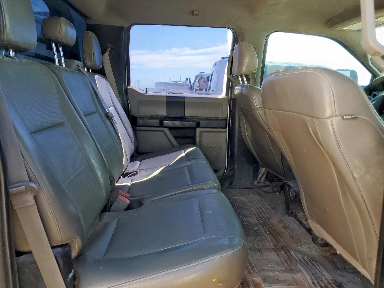 FORD F-250 SUPER DUTY