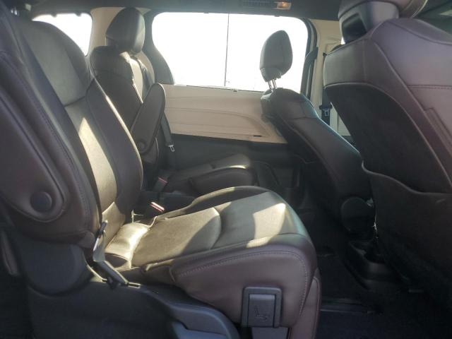 2024 TOYOTA SIENNA LIM 5TDERKECXRS215390