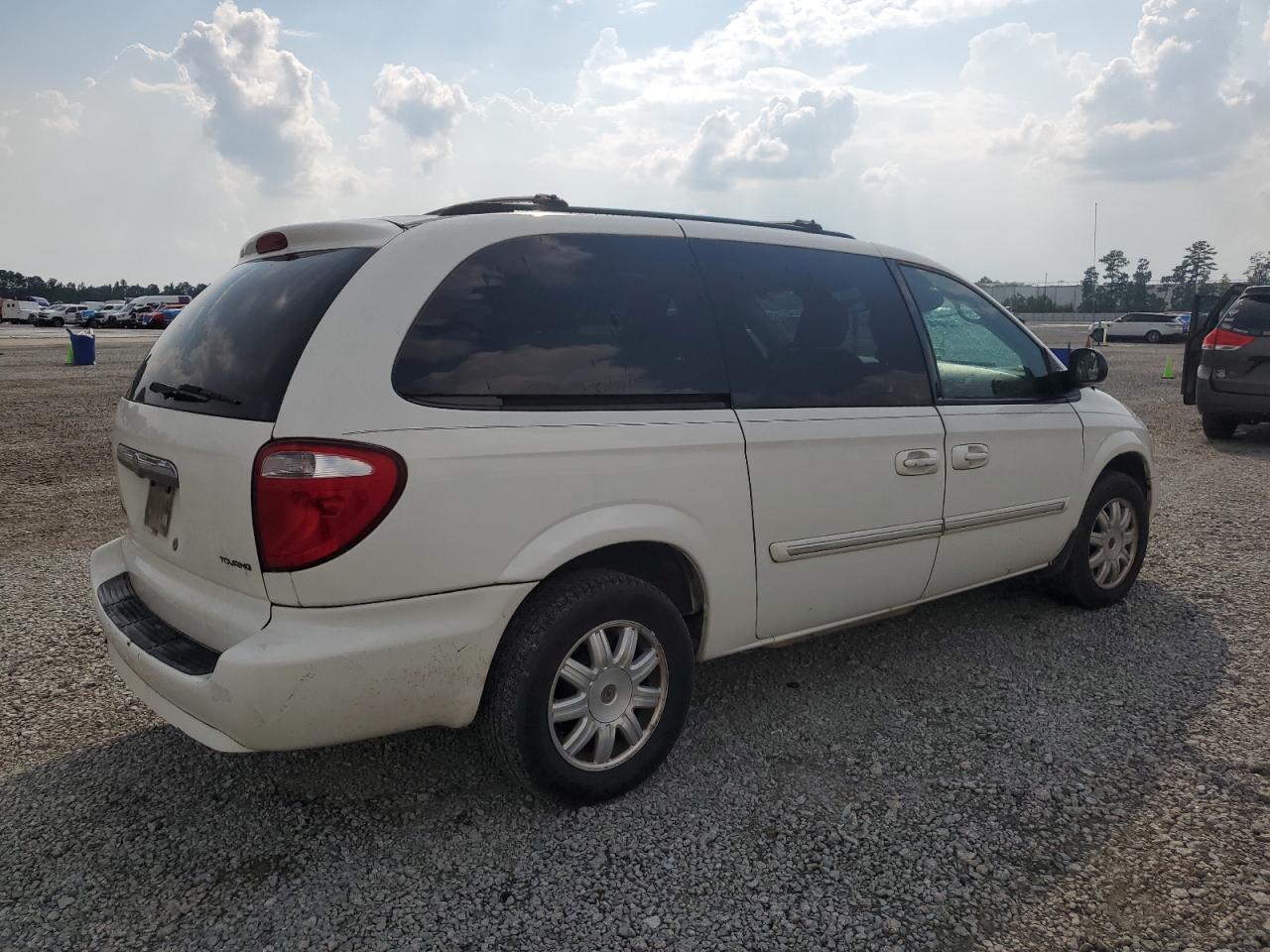 Lot #3309308991 2007 CHRYSLER TOWN & COUNTRY TOURING