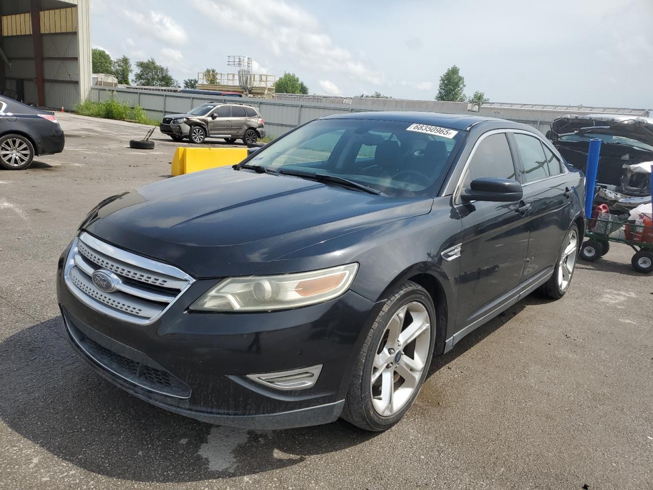  Salvage Ford Taurus