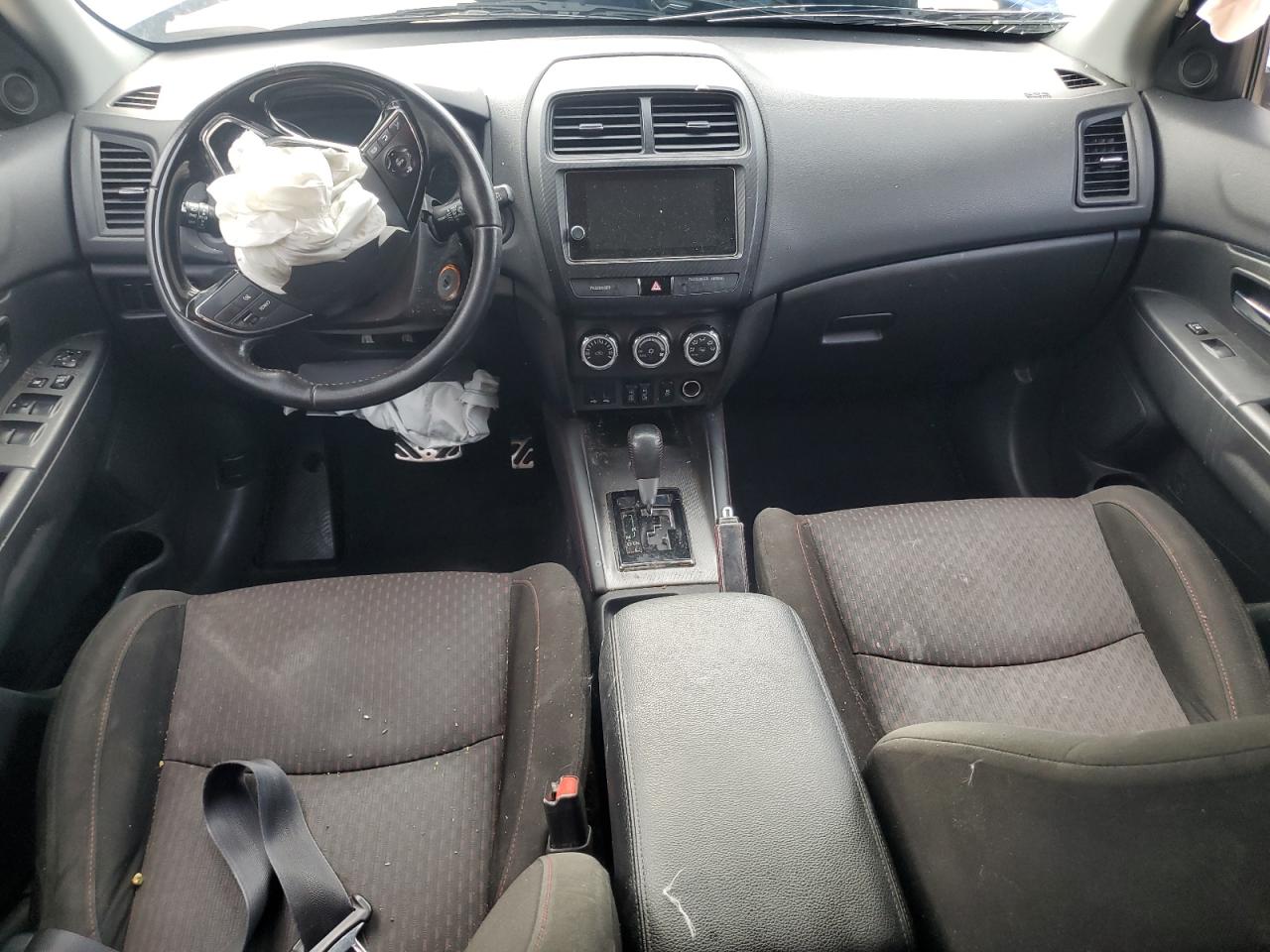 MITSUBISHI OUTLANDER ES