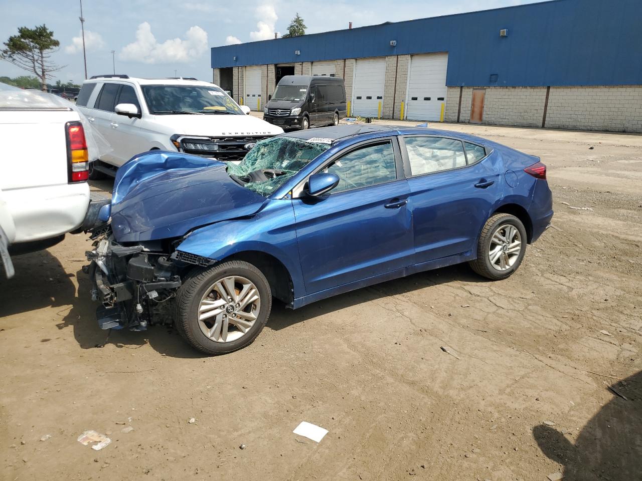 HYUNDAI ELANTRA SEL