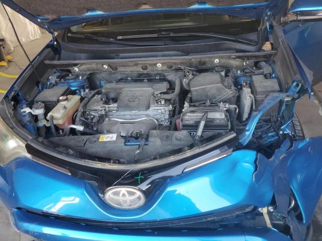 2017 TOYOTA RAV4 XLE JTMWFREV5HJ710647
