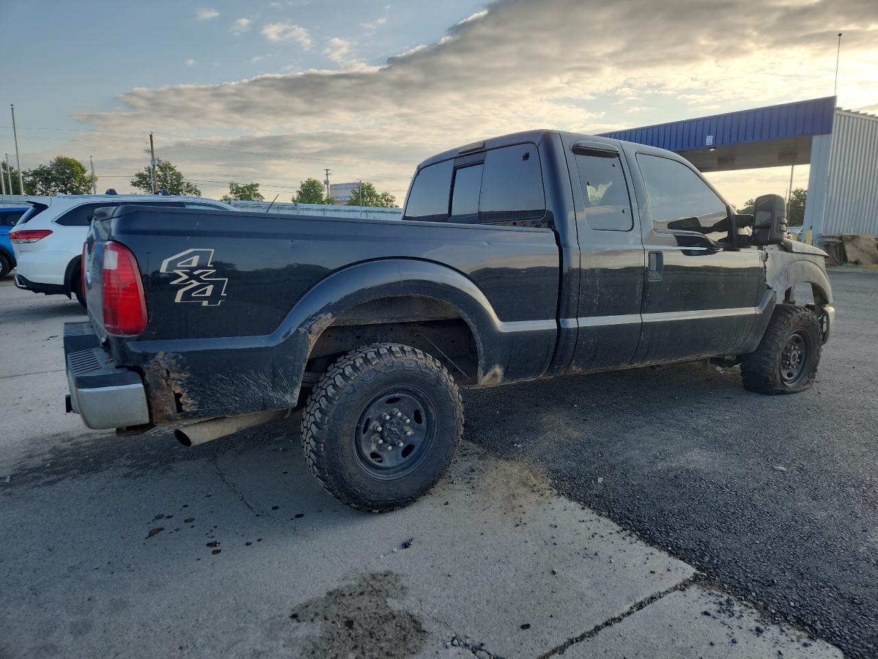 FORD F-250 SUPER DUTY