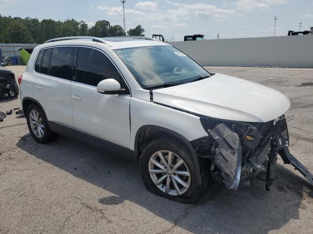 2017 VOLKSWAGEN TIGUAN WOL WVGSV7AX2HK017523