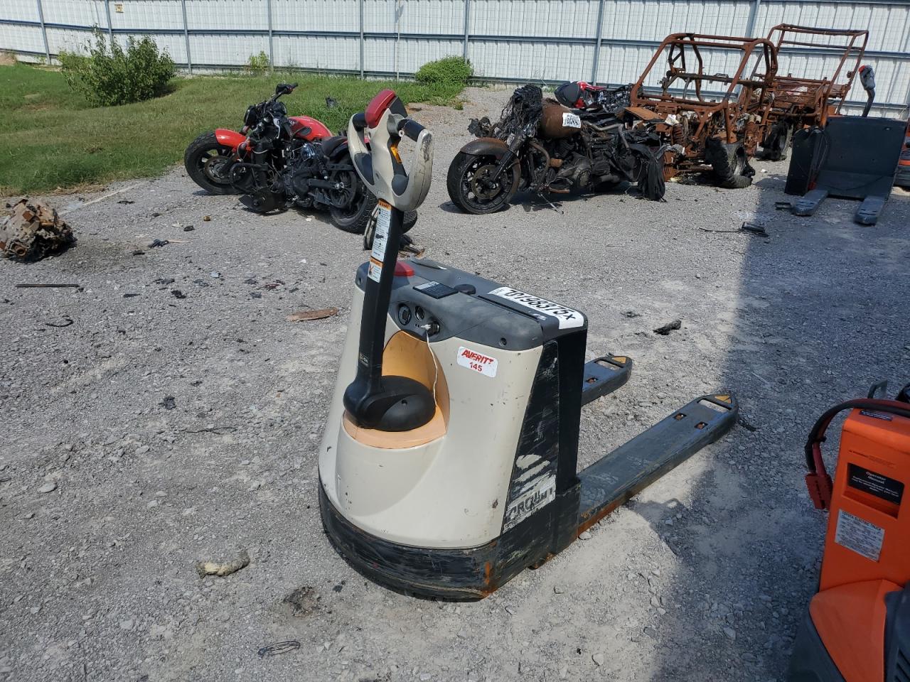 Lot #3226167685 2020 CROWN UNKNOWN