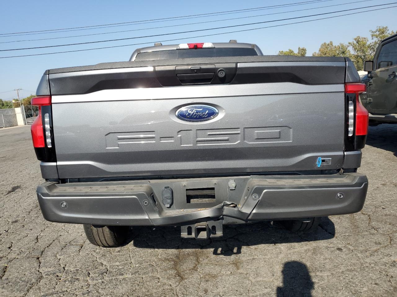 FORD F-150 LIGHTNING PRO