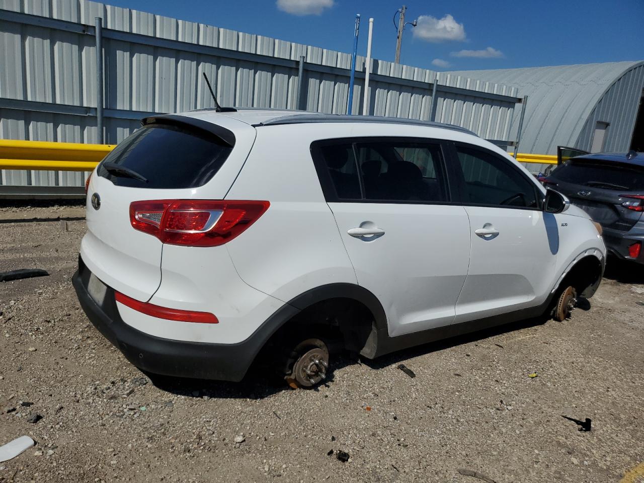 KIA SPORTAGE LX