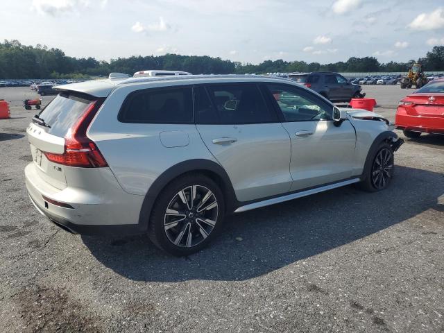 2020 VOLVO V60 CROSS YV4102WK9L1030201