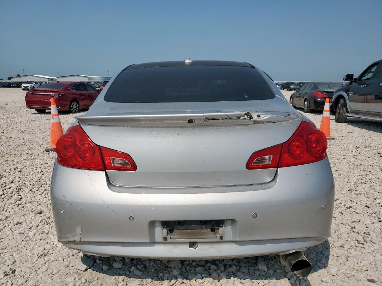 INFINITI G37 BASE
