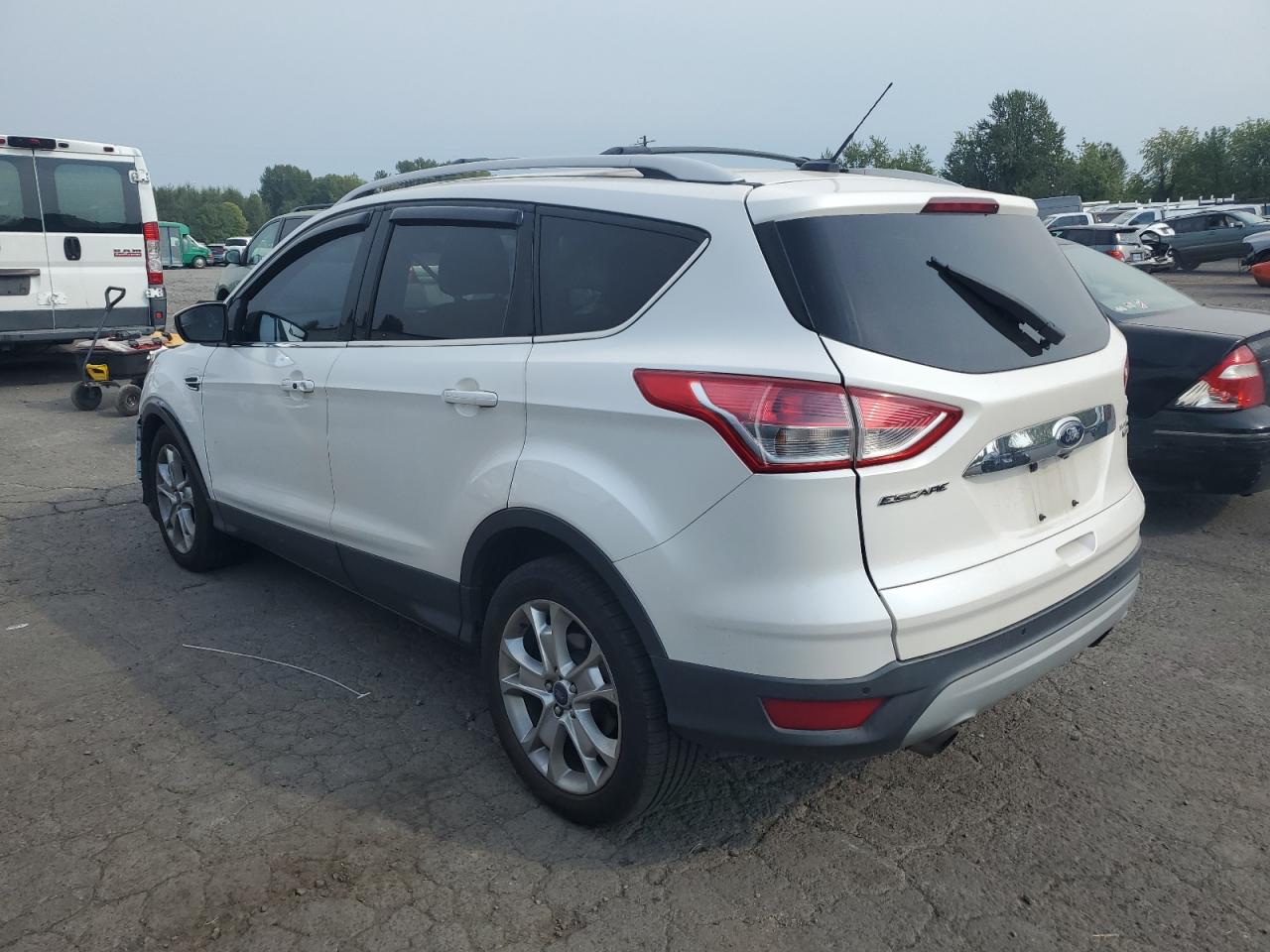 FORD ESCAPE TITANIUM