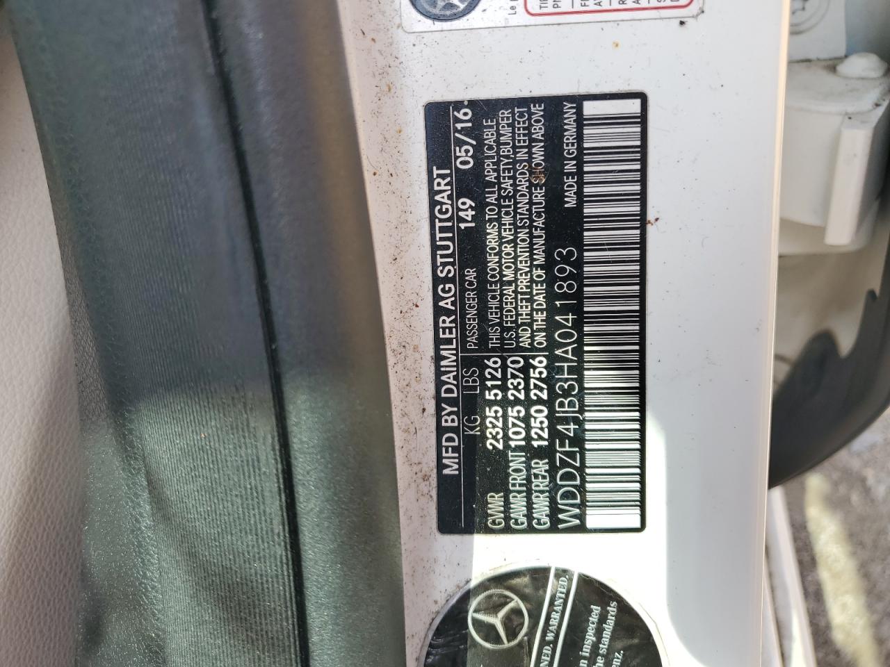 MERCEDES-BENZ E-CLASS 300