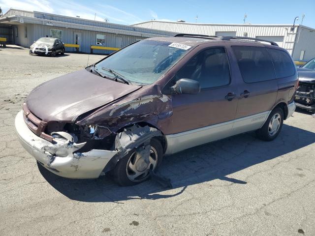 TOYOTA SIENNA LE