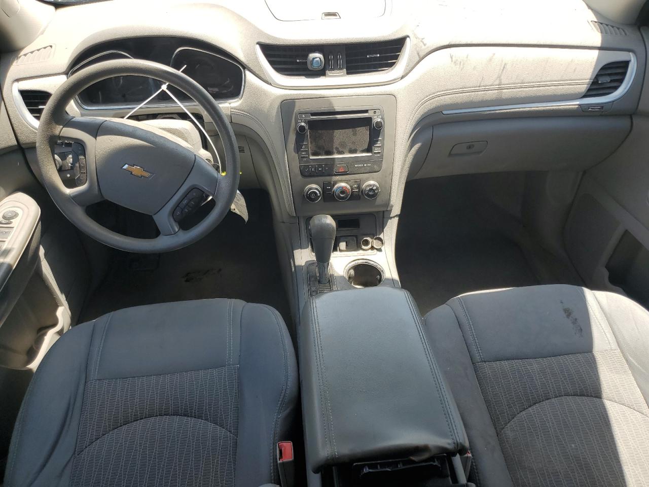 CHEVROLET TRAVERSE LS