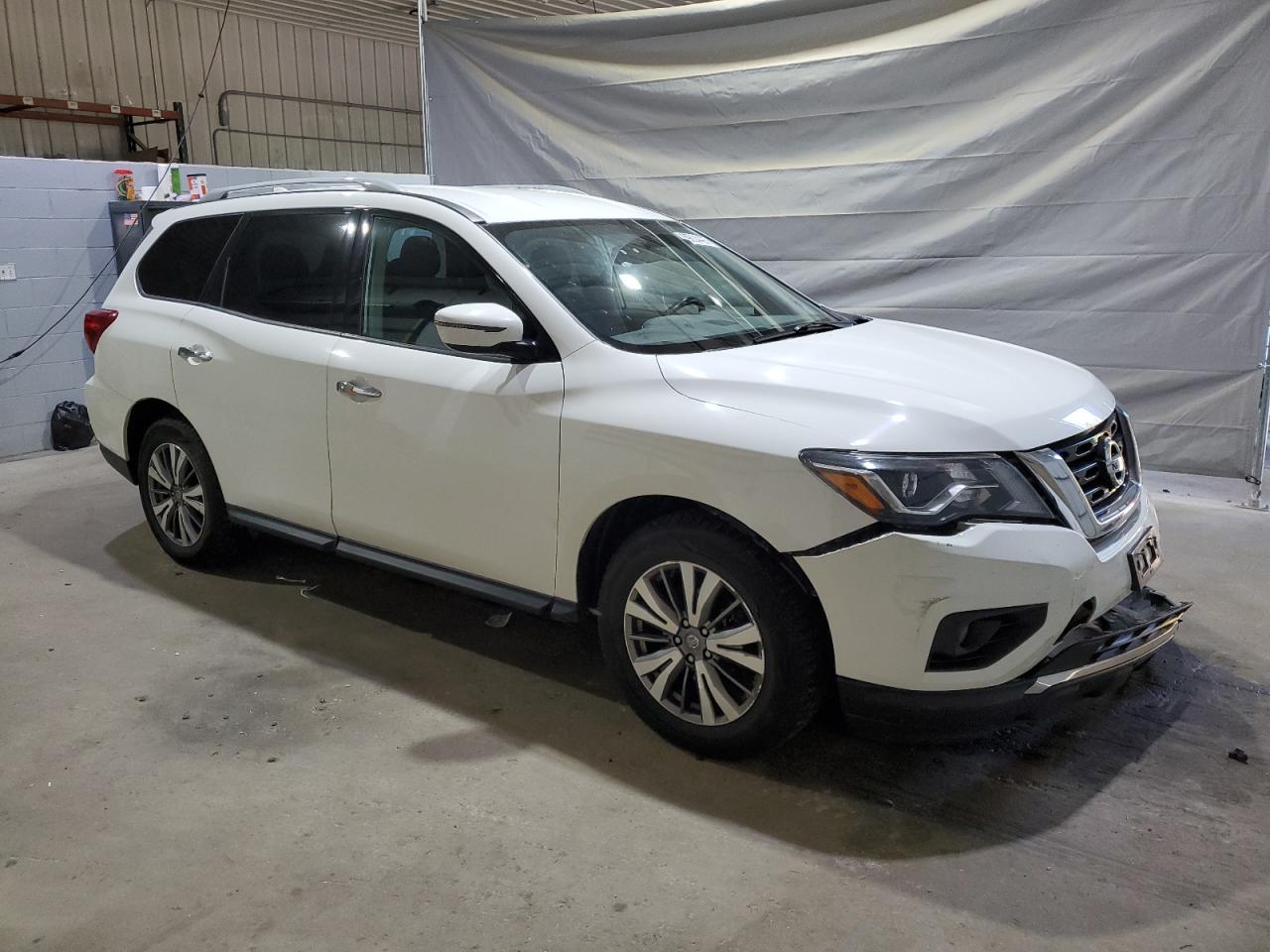 NISSAN PATHFINDER SV