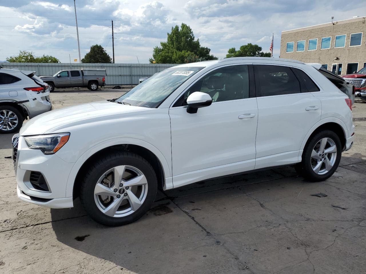 AUDI Q3 PREMIUM 40