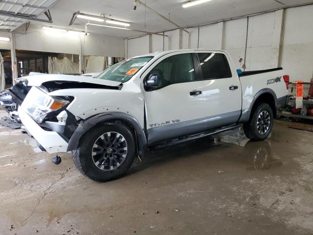 NISSAN TITAN SV