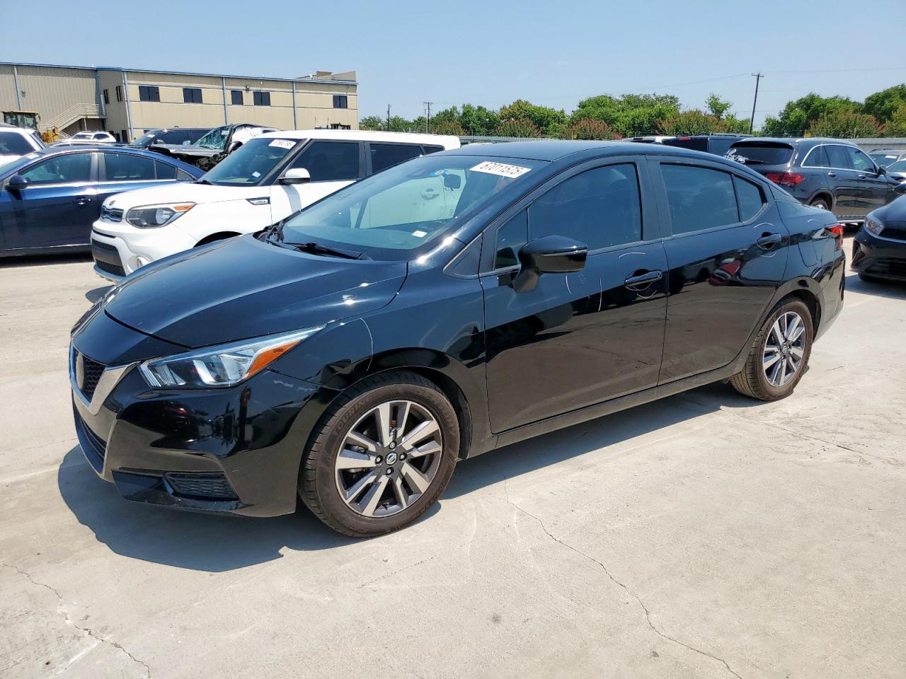 NISSAN VERSA SV