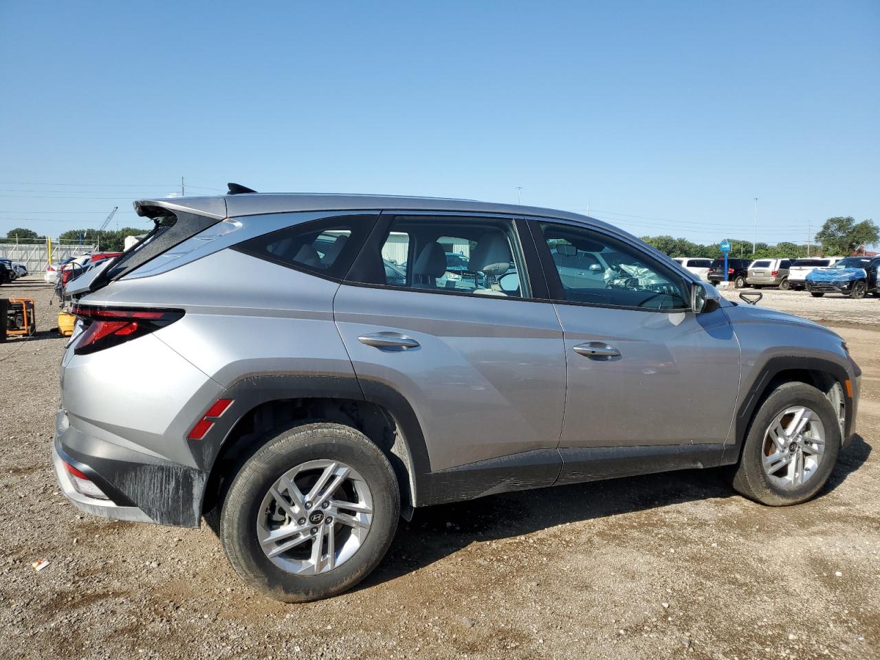HYUNDAI TUCSON SE