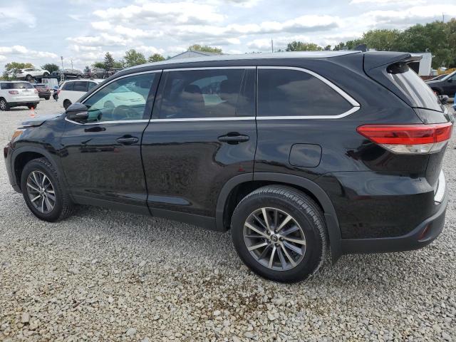 2019 TOYOTA HIGHLANDER SE 5TDJZRFH8KS982324