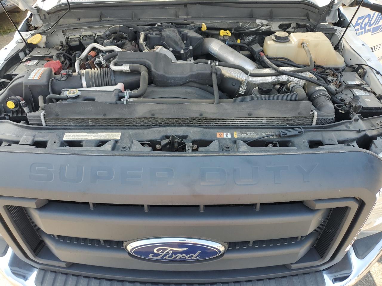 FORD F-550 SUPER DUTY