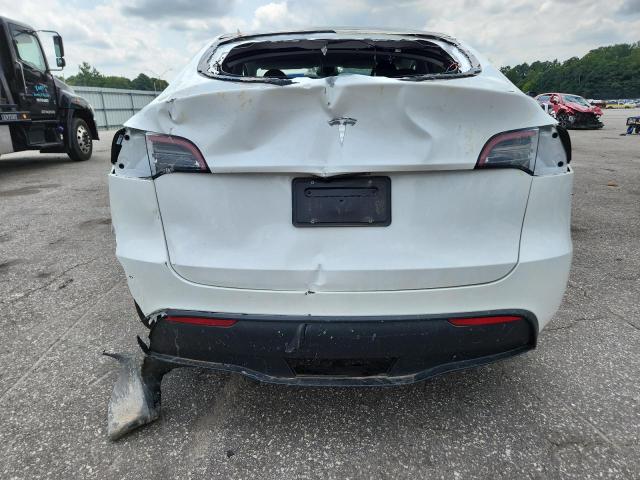 2024 TESLA MODEL Y 7SAYGDED7RF111664