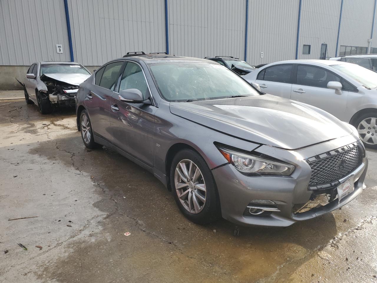 INFINITI Q50 PREMIUM