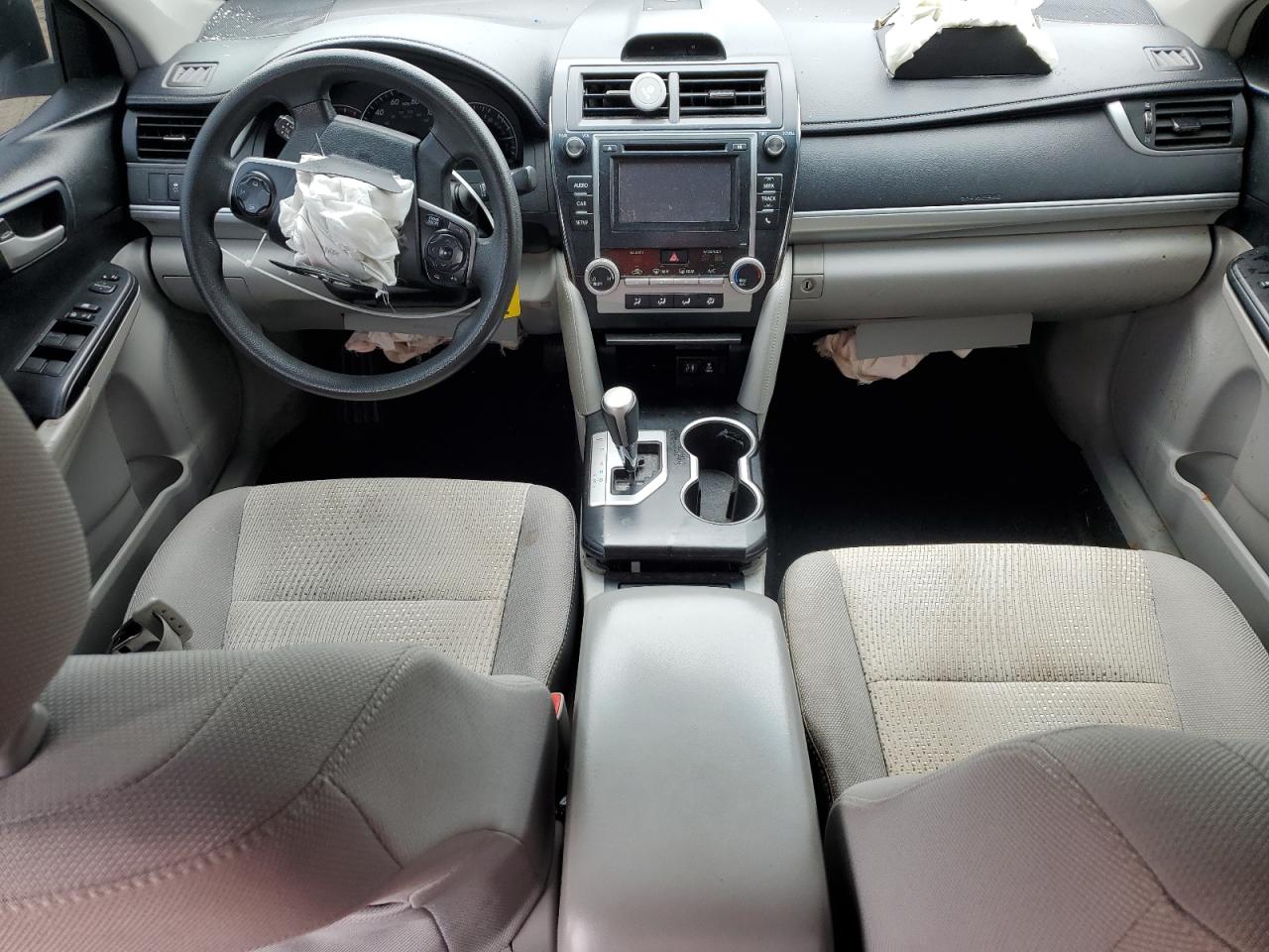TOYOTA CAMRY L