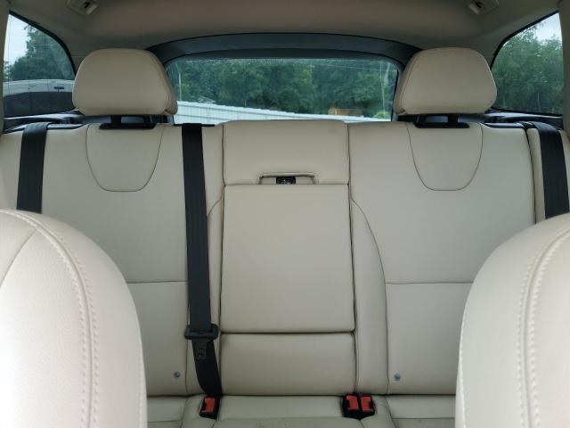 2017 VOLVO XC60 T5 IN YV440MDU1H2070092
