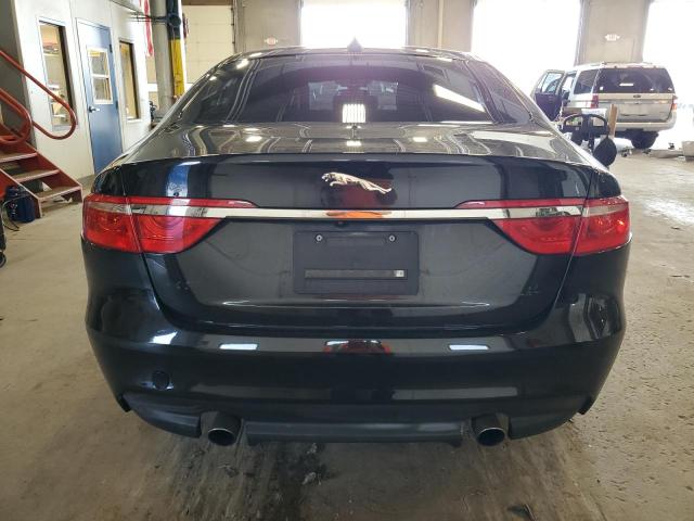 2018 JAGUAR XF PREMIUM SAJBJ4FX2JCY56533