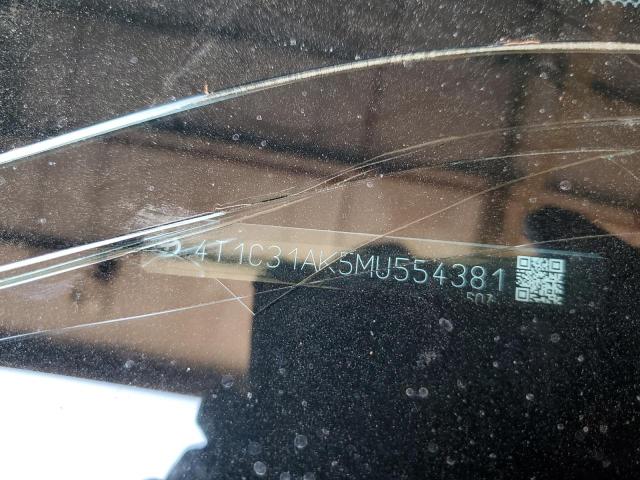 2021 TOYOTA CAMRY LE 4T1C31AK5MU554381