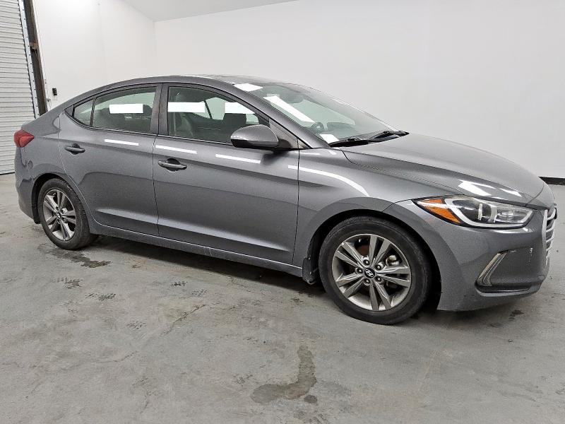 2018 HYUNDAI ELANTRA SEL 5NPD84LF9JH346277