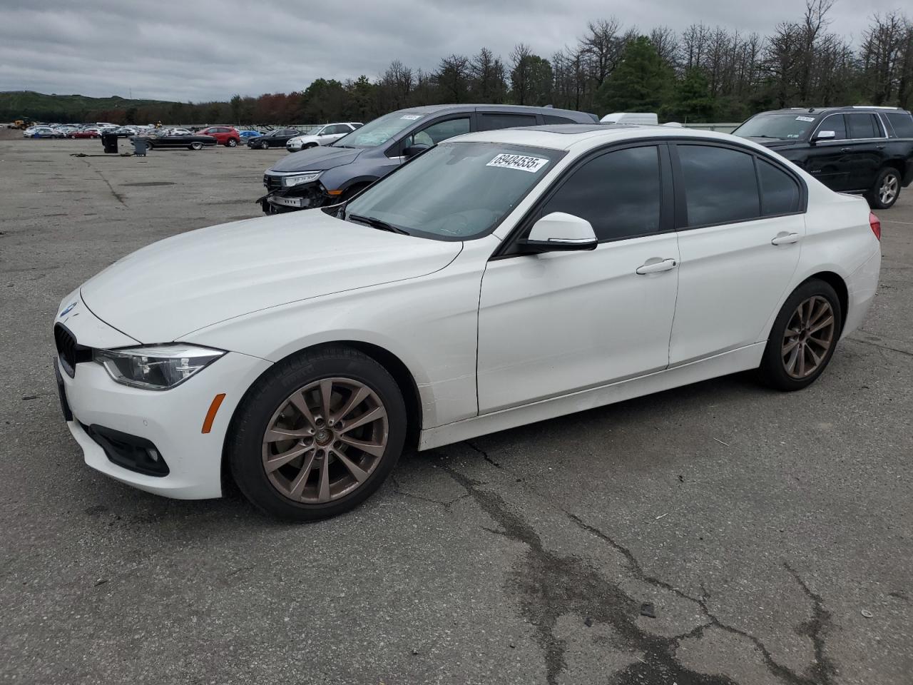 Lot #3265015890 2018 BMW 320 XI