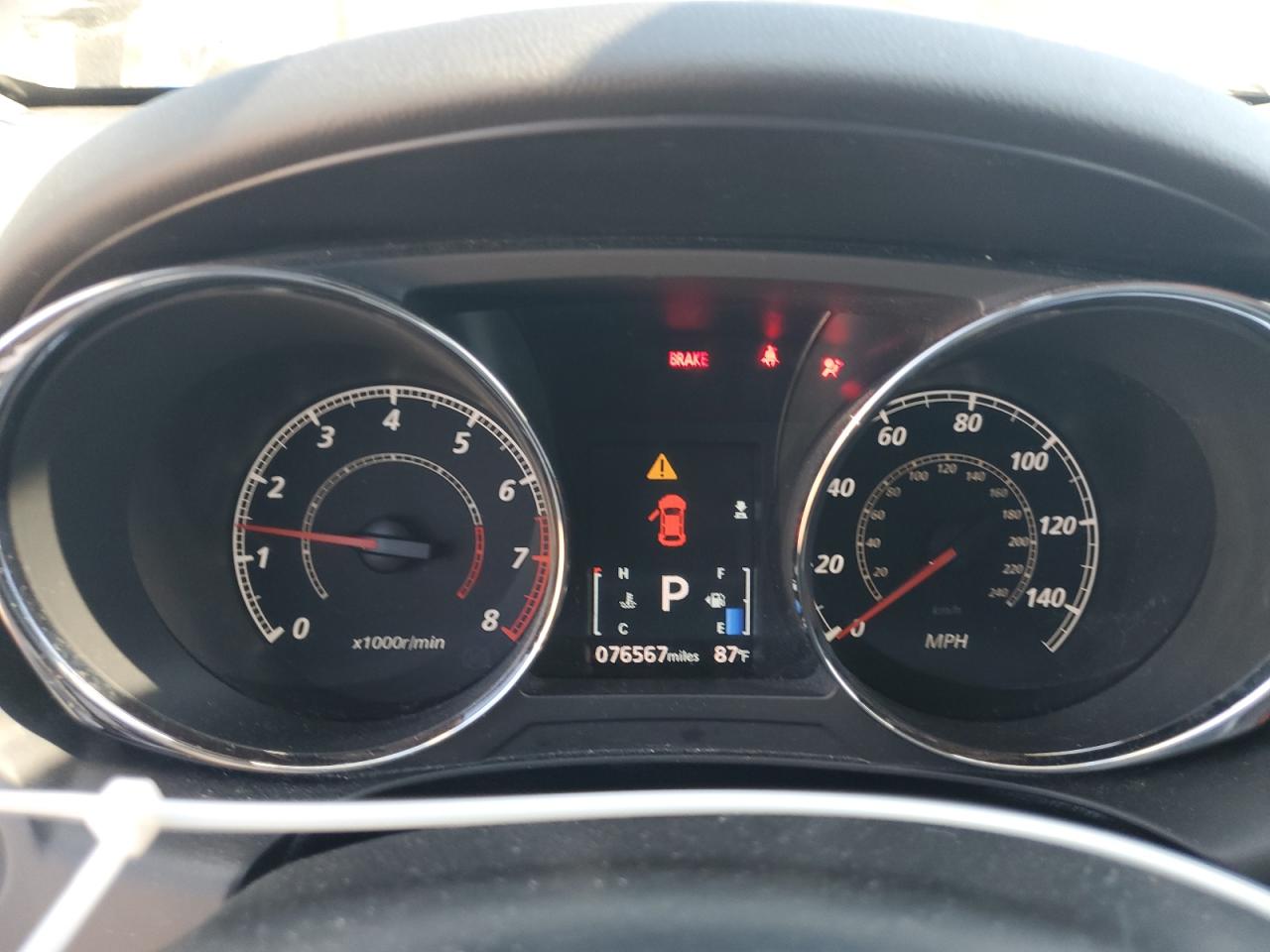 MITSUBISHI OUTLANDER SE