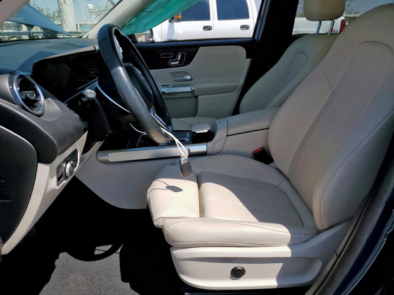 MERCEDES-BENZ GLB-CLASS 250