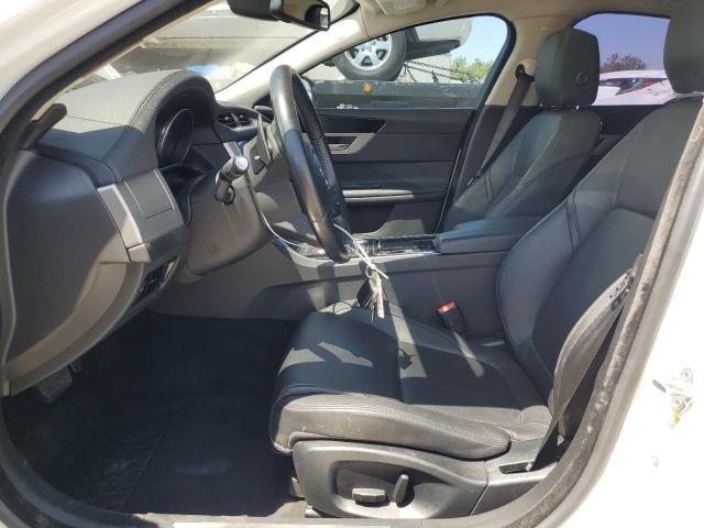 2017 JAGUAR XF PREMIUM SAJBD4BV8HCY29391