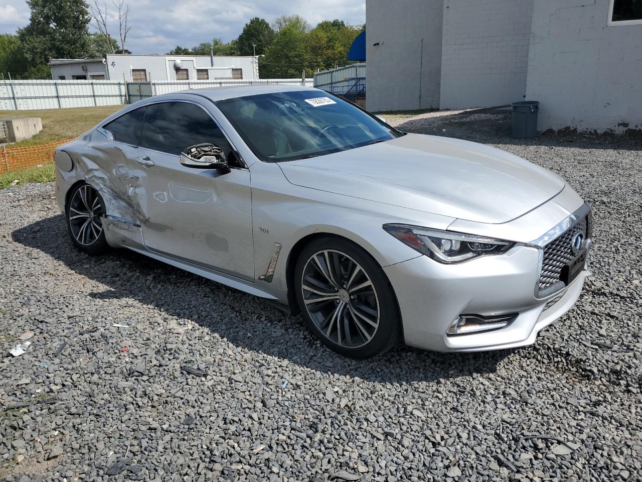 INFINITI Q60 PREMIUM